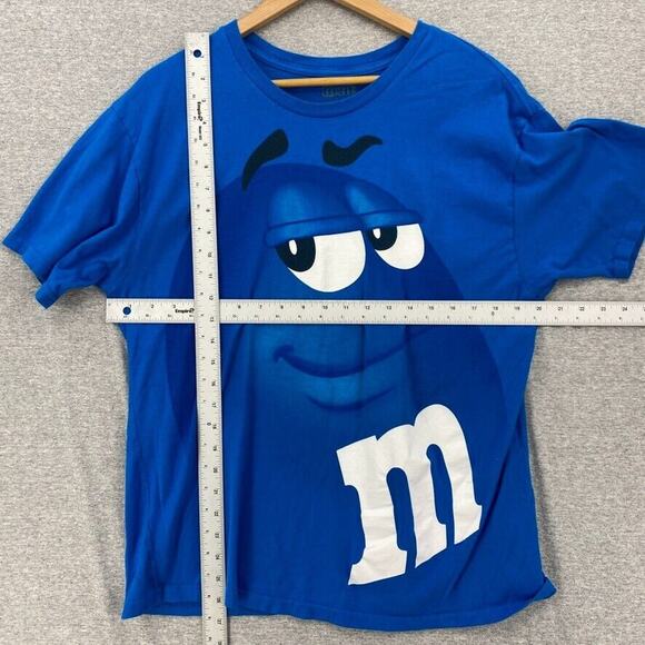 M & M Shirt Womens Large Blue Short Sleeve Graphic Tee Candy Chocolate Peanuts - Picture 5 of 8